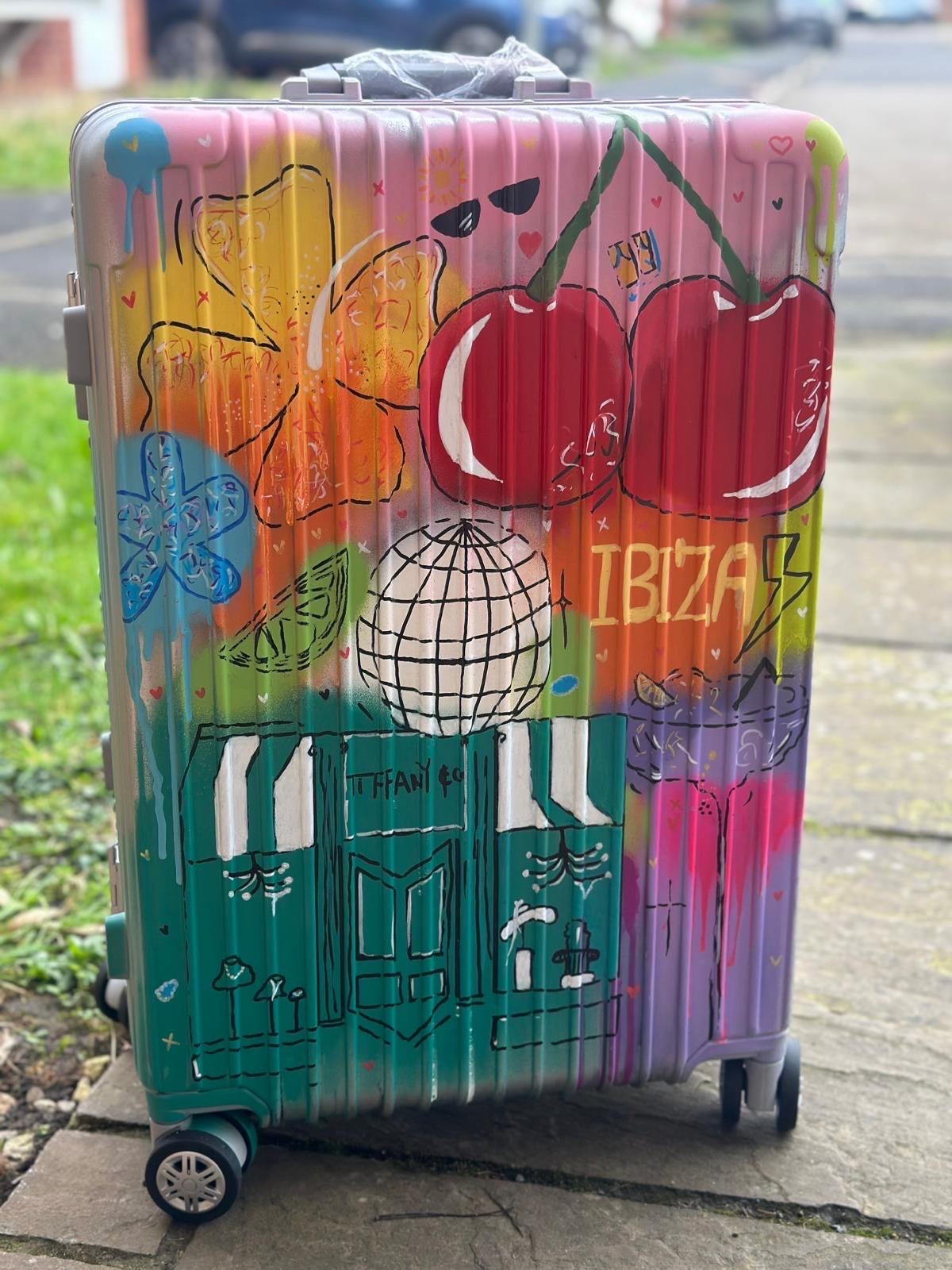 Custom Cabin Suitcase: Personalised Travel Luggage