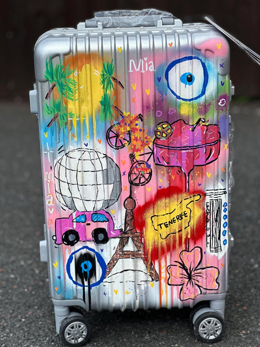 Custom Cabin Suitcase: Personalised Travel Luggage