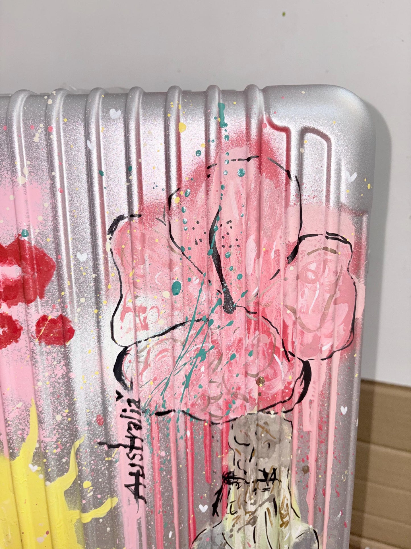Custom Cabin Suitcase: Personalised Travel Luggage
