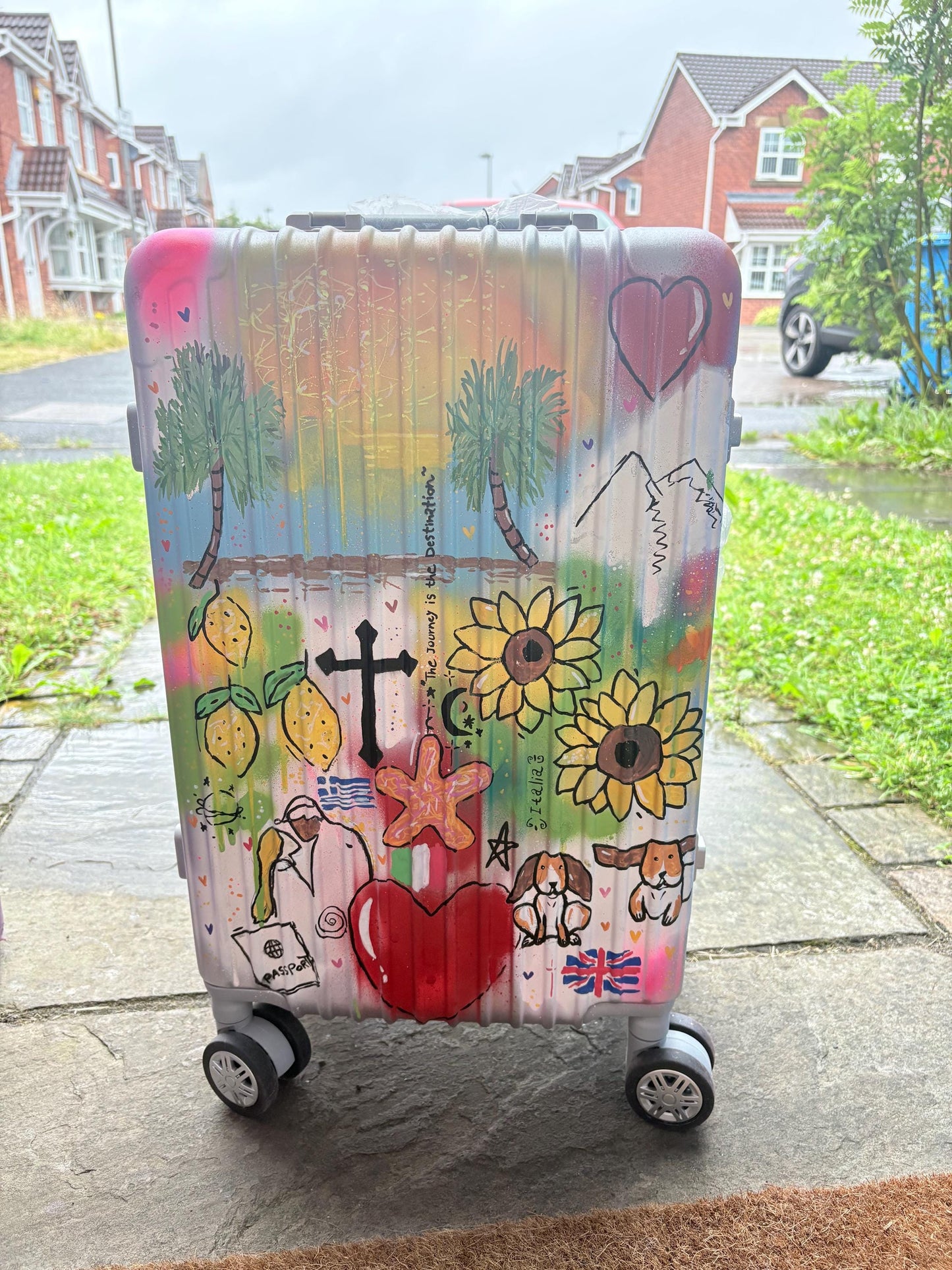 Custom Cabin Suitcase: Personalised Travel Luggage