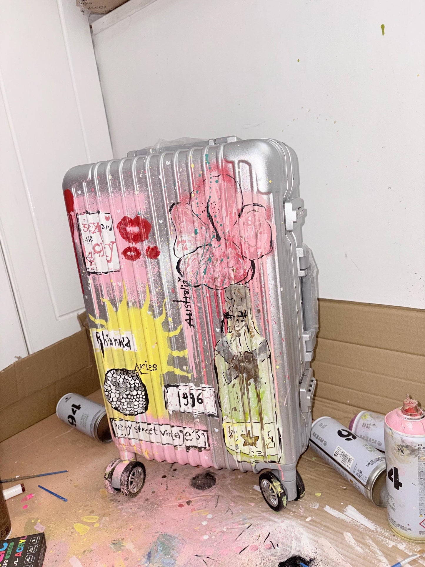 Custom Cabin Suitcase: Personalised Travel Luggage