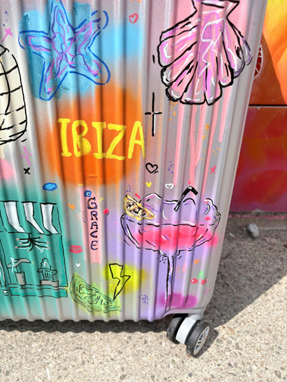 Custom Cabin Suitcase: Personalised Travel Luggage
